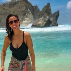 Meet your Posher, Janaine